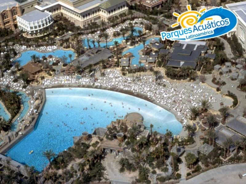 010-piscina-de-olas